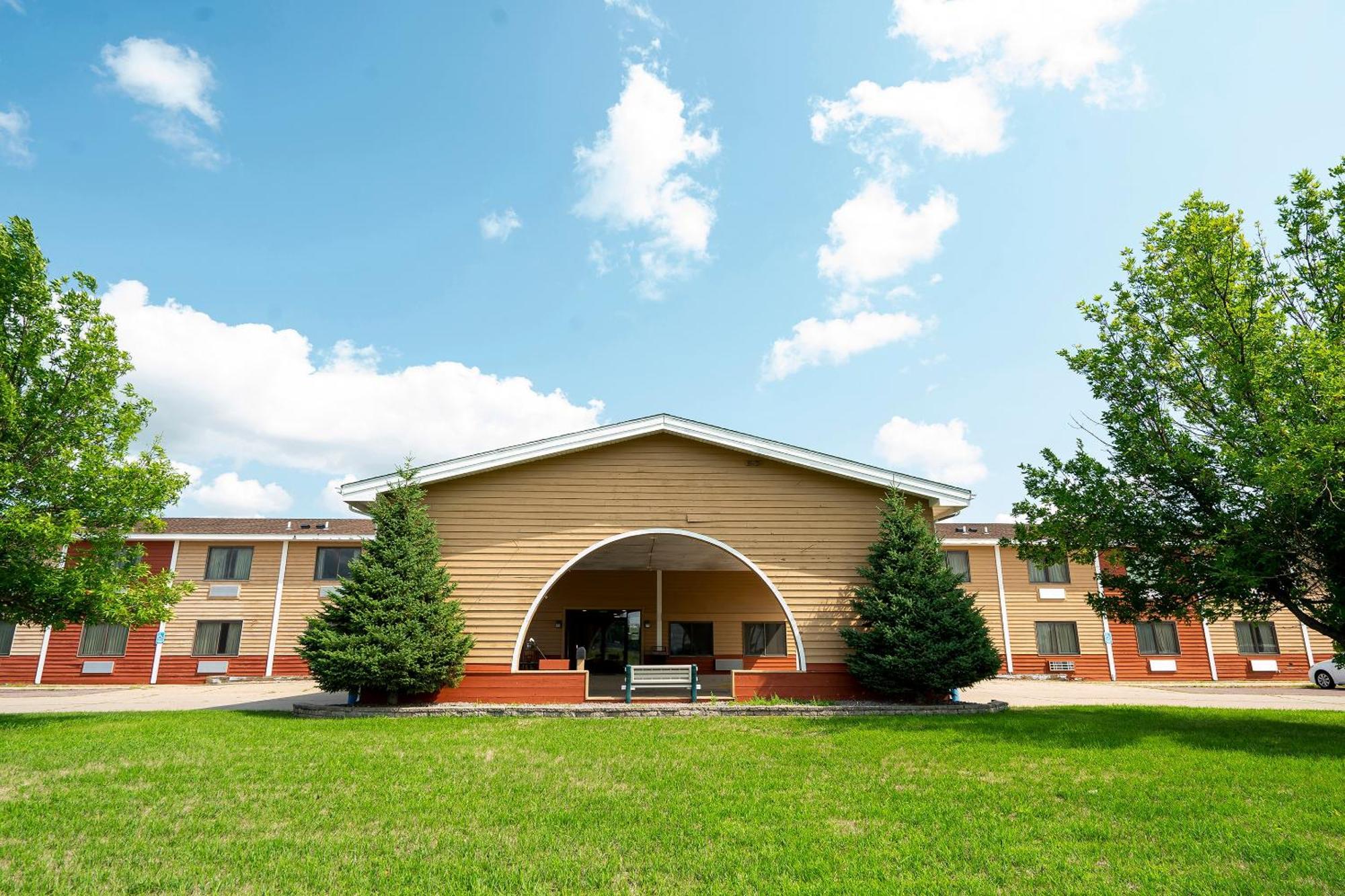 Oyo Hotel Redwood Falls Near Jackpot Casino Extérieur photo
