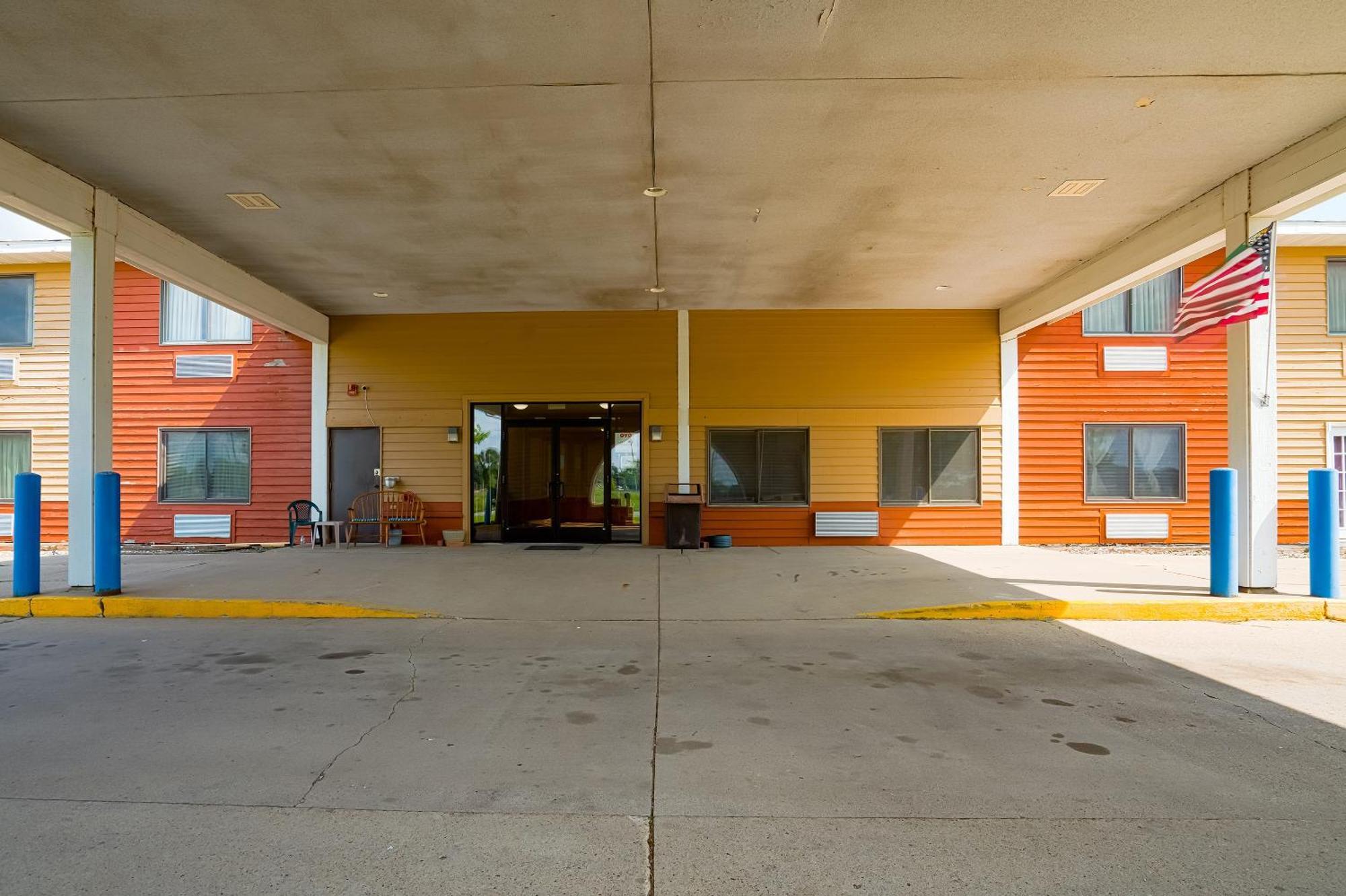 Oyo Hotel Redwood Falls Near Jackpot Casino Extérieur photo