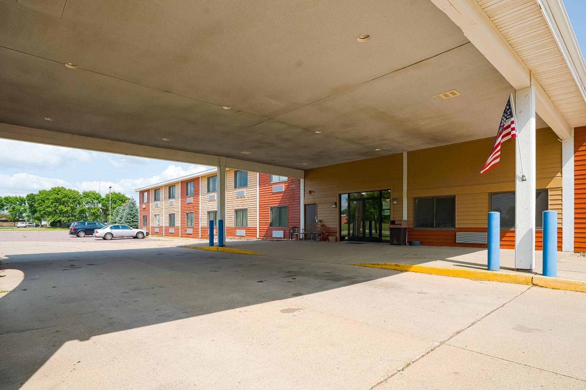 Oyo Hotel Redwood Falls Near Jackpot Casino Extérieur photo